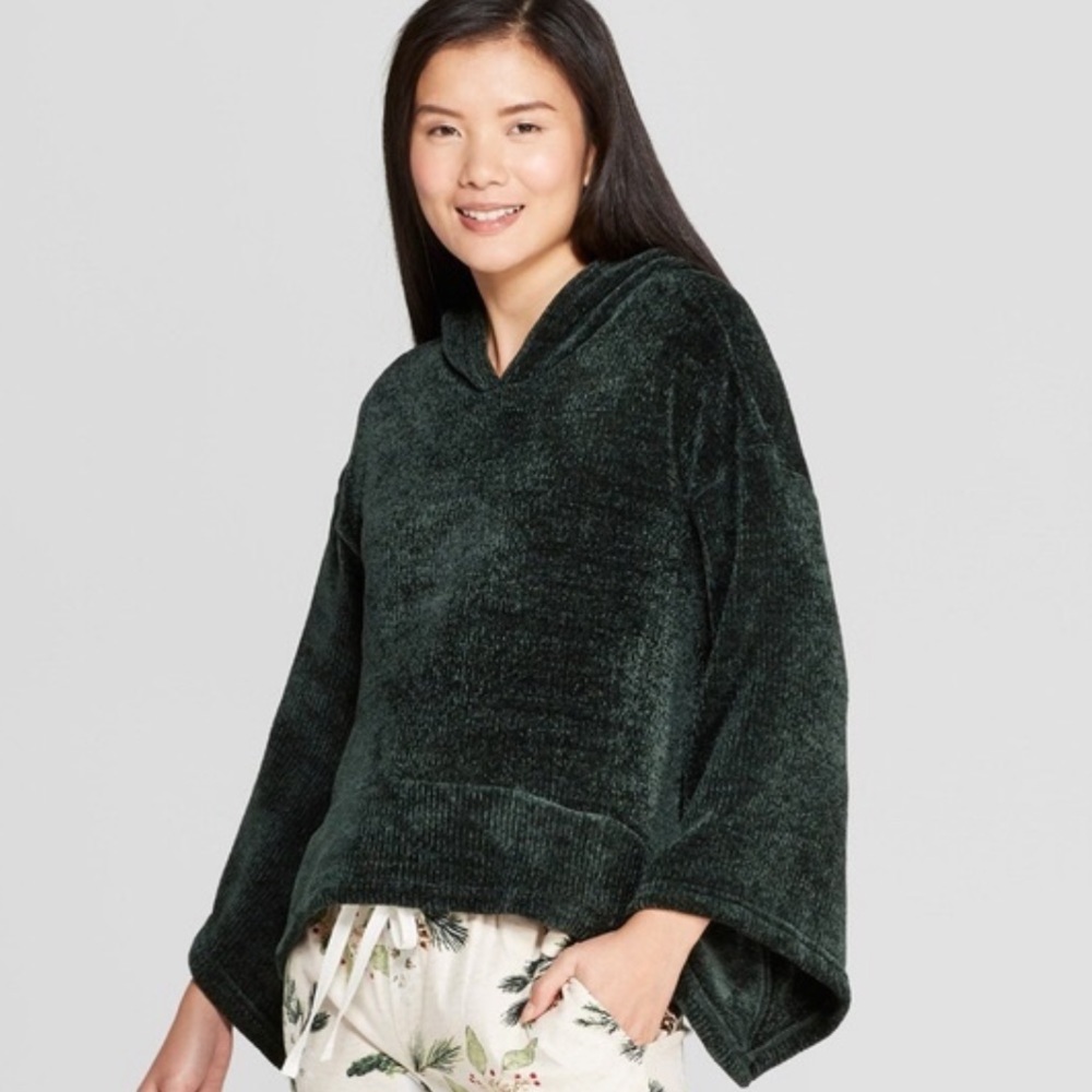 Gilligan and O'Malley Dark Green Sweater with Hood